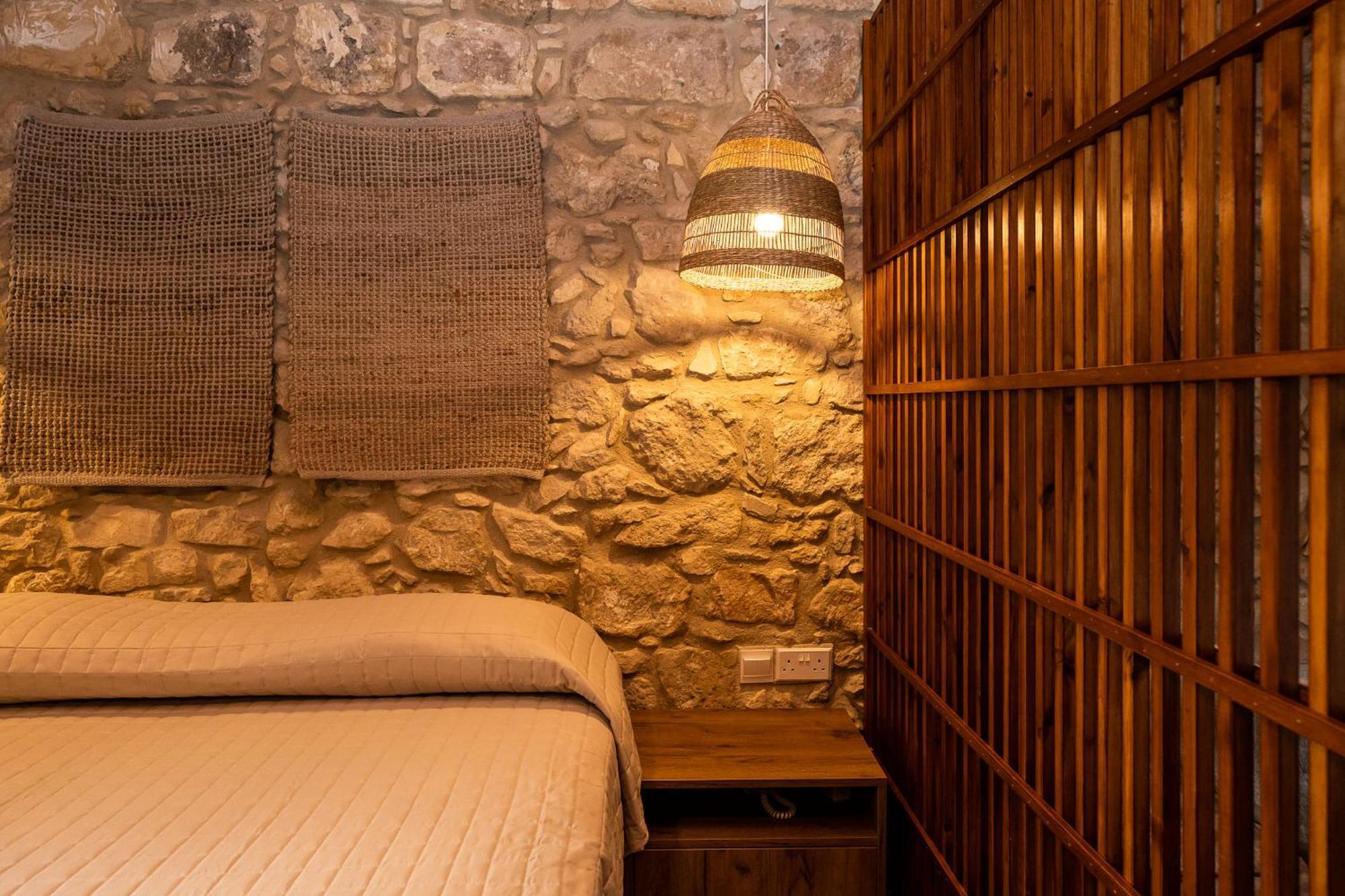 Harma Traditional Boutique Suites Paphos Pokoj fotografie