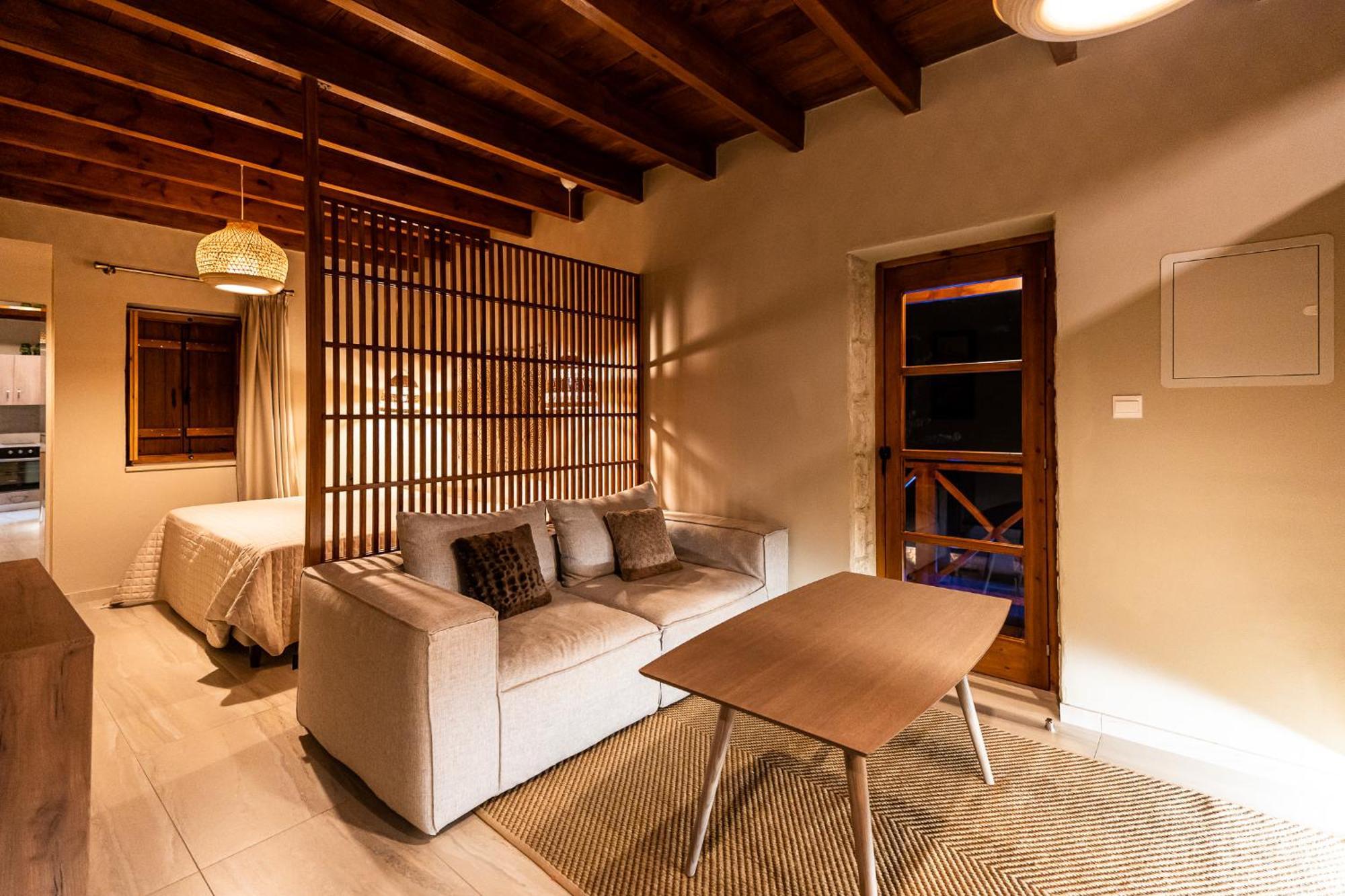 Harma Traditional Boutique Suites Paphos Pokoj fotografie